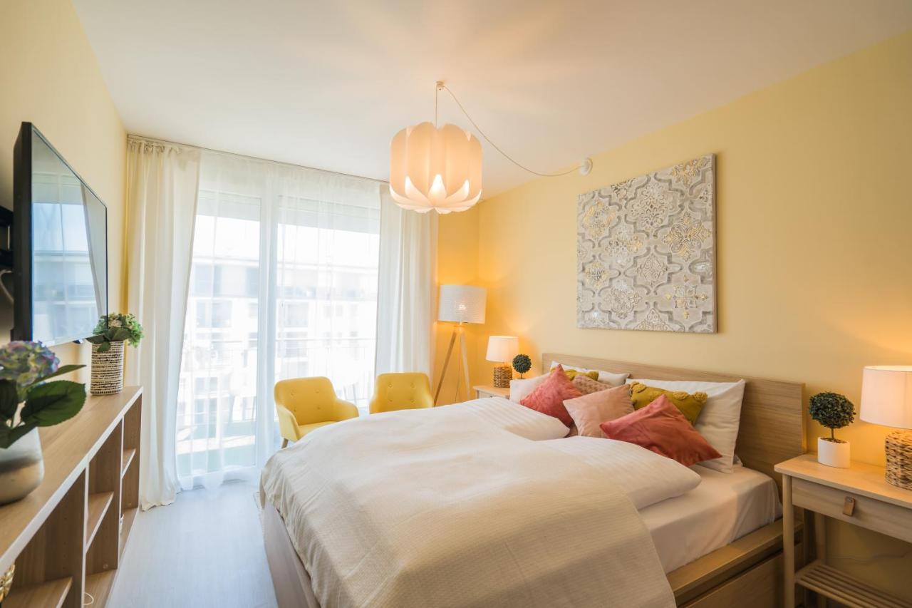 MF Adriana Panorama Apartment Siofok Luaran gambar
