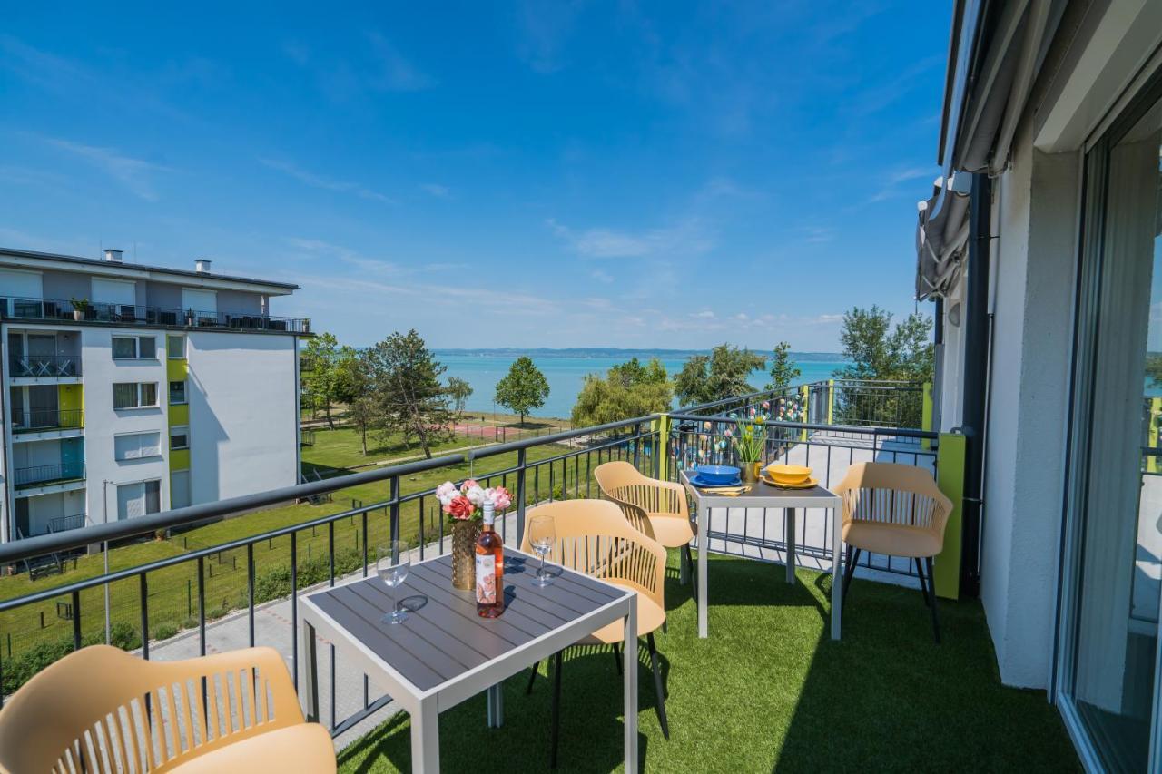 MF Adriana Panorama Apartment Siofok Luaran gambar