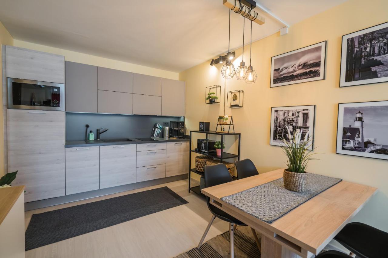 MF Adriana Panorama Apartment Siofok Luaran gambar